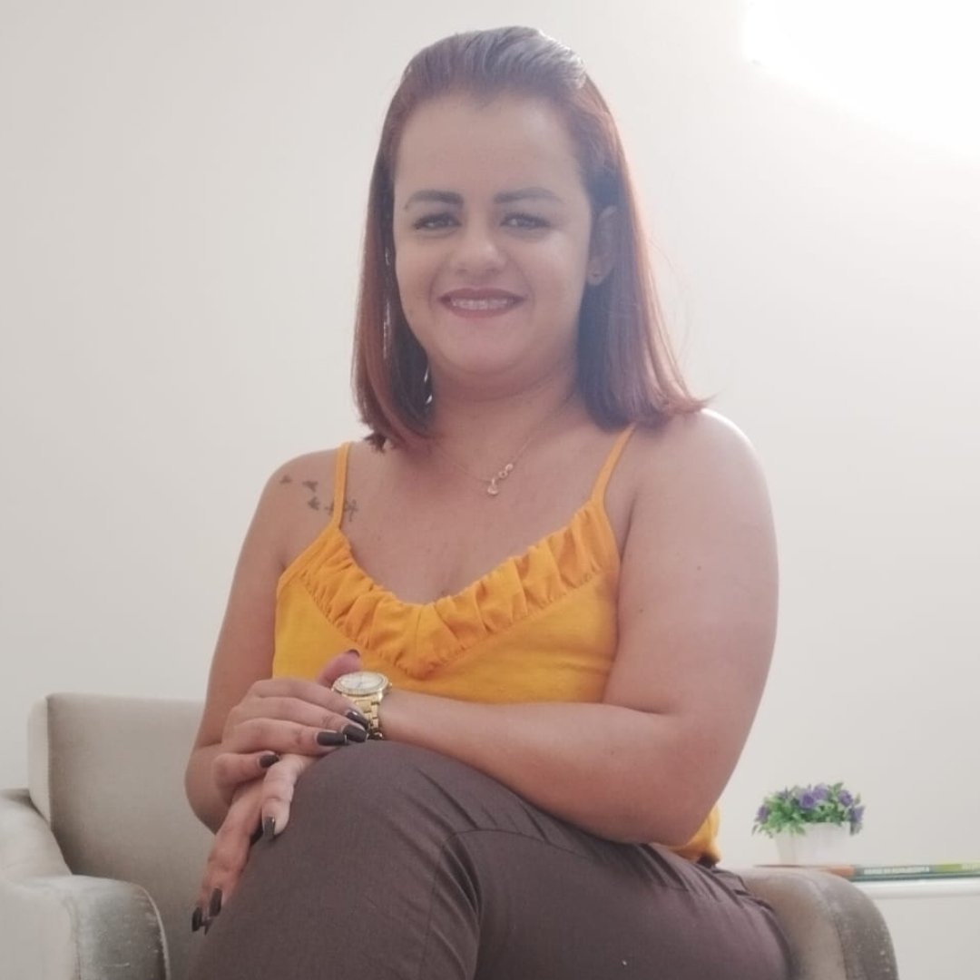 Viviane Maia - Psicanalista Clínica